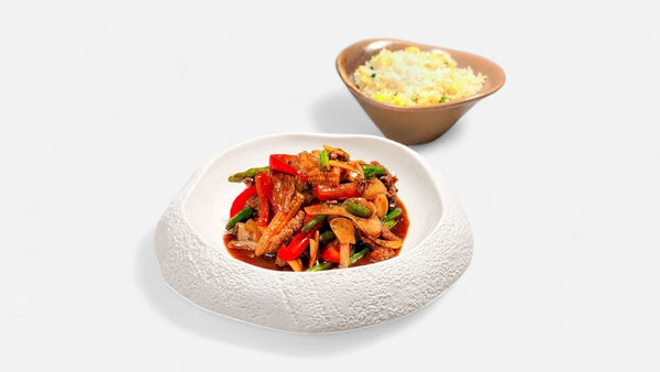 Black Pepper Beef cu Orez